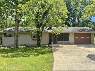 133 Snead Dr, Crossville, TN 38558