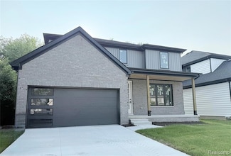 4101 Devon Rd, Royal Oak, MI 48073
