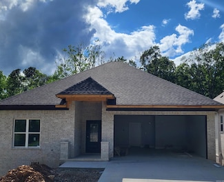 714 Atkins Rd, Little Rock, AR 72211
