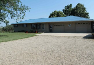 2855 370th St, Dickens, IA 51333