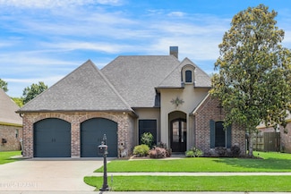 120 Diamond Creek Dr, Broussard, LA 70518