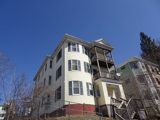 17 Upsala St, Worcester, MA 01610