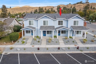 143 E Nixon Ave, Chelan, WA 98816