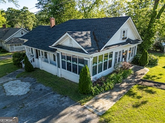 248 E Tugalo St, Toccoa, GA 30577