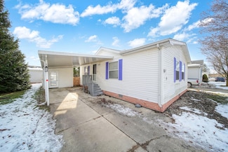 217 Red River Dr, Adrian, MI 49221