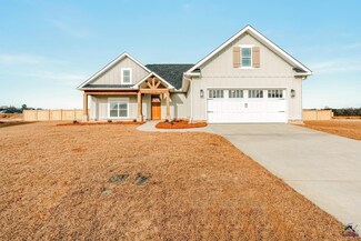 111 Moss Wood Ct, Kathleen, GA 31047