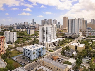 501 SW 1st St Unit 307, Miami, FL 33130