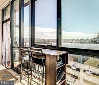 70 N St SE Unit N811, Washington, DC 20003