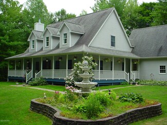 4895 Forest Vale Rd, Pierson, MI 49339