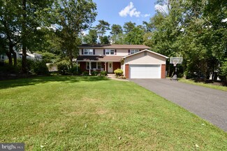 1009 Dell Dr, Cherry Hill, NJ 08003