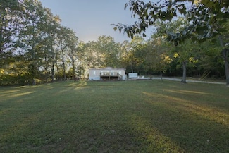202 Norman Ln, Mountain Home, AR 72653