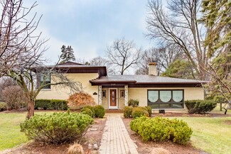 524 Country Club Dr, Itasca, IL 60143