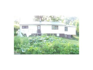 10631 Mckinstry Rd, Delevan, NY 14042