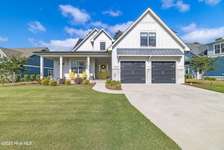8118 Manassas Lake Ln, Leland, NC 28451