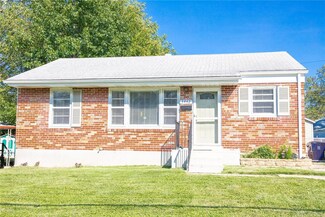 3442 Ashby Rd, Saint Ann, MO 63074