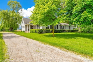 5061 Burtch Rd, Grant Township, MI 48032