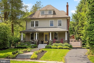 206 Lansdowne Ave, Wayne, PA 19087