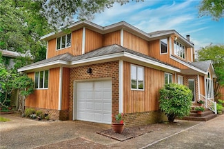 207 82nd St Unit A, Virginia Beach, VA 23451