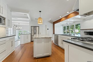 923 Finchley Ct, Baton Rouge, LA 70806