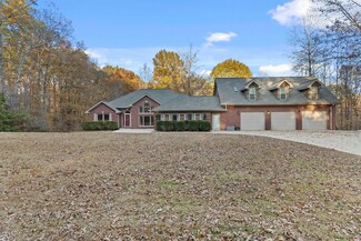 320 Cove Creek Rd, Florence, AL 35634