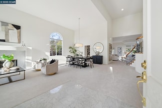 820 Foxtail Ct, Walnut Creek, CA 94598