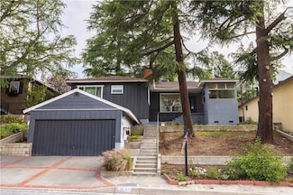 3035 Highridge Rd, La Crescenta, CA 91214
