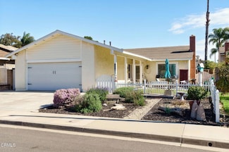 350 Mira Flores Ct, Camarillo, CA 93012