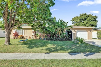 22335 Boulder St, Boca Raton, FL 33428