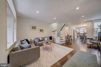 229 S 51st St, Philadelphia, PA 19139