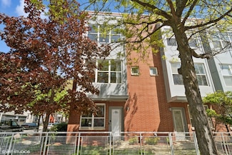 3524 W Belmont Ave, Chicago, IL 60618