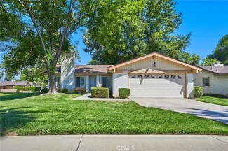 1027 E Palm Ave, Redlands, CA 92374