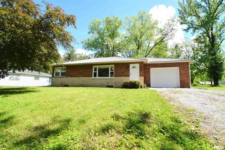 15841 E Fairfield Rd, Mount Vernon, IL 62864