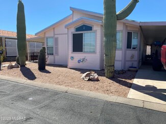 7653 W Touchstone St, Tucson, AZ 85735