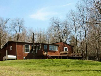 301 Jerry Ln, Indiana, PA 15701