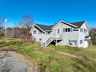 799 S Bayley Hazen Rd, Ryegate, VT 05042