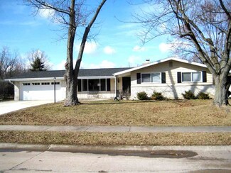 4923 Starwood Dr, Fort Wayne, IN 46835