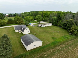 2965 S Stevenson Pier Rd, Brussels, WI 54204