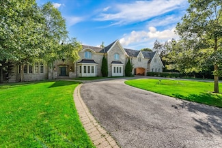 388 N Deere Park Dr E, Highland Park, IL 60035