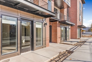 594 E Betsey Cove Unit 17, Millcreek, UT 84107