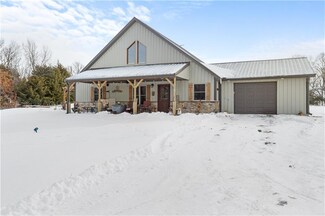 1116 NE E Hwy, Knob Noster, MO 65336