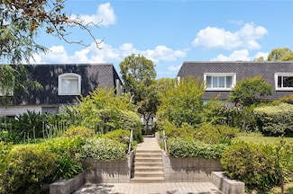 1045 S Orange Grove Blvd Unit 4, Pasadena, CA 91105