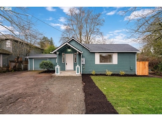 2113 E 26th St, Vancouver, WA 98661