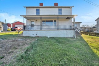 153 New Town Rd, Perryopolis, PA 15473