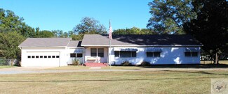 400 Main St, Hooks, TX 75561
