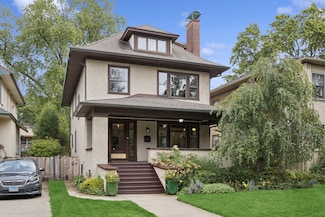 136 S Taylor Ave, Oak Park, IL 60302