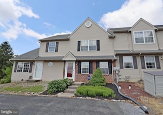 378 Wild Cherry Ln, Marietta, PA 17547