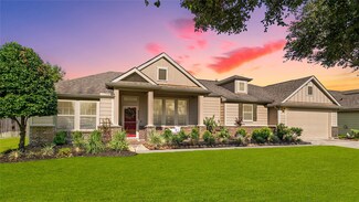 22203 Willow Creek Bridge Ln, Tomball, TX 77375