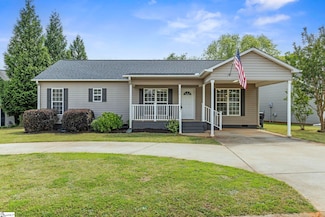 330 Split Oak Ln, Inman, SC 29349