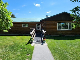 201 2nd St, Burlington, WY 82411