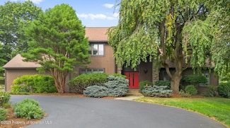 325 Longmeadow Rd, Shavertown, PA 18708